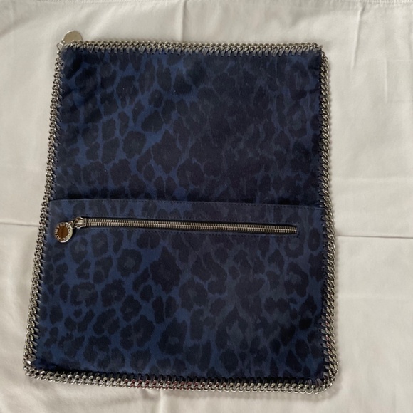 $1295 Stella McCartney blue and black Falabella animal clutch - Picture 3 of 5